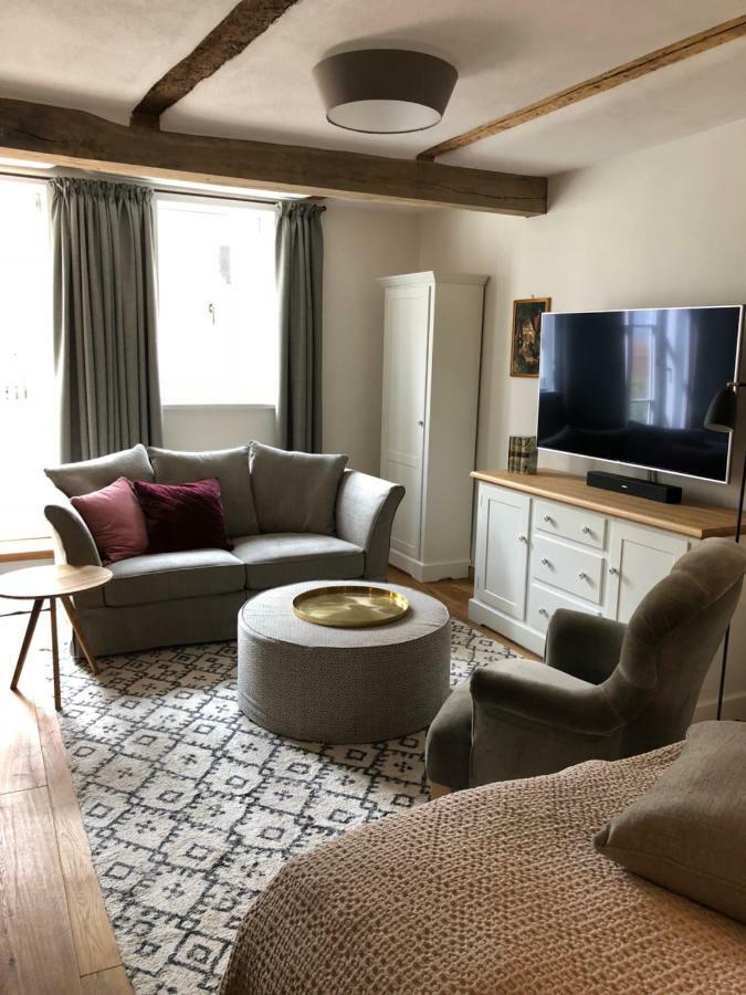 Grimm'S Living Apartment คาสเซล ภายนอก รูปภาพ